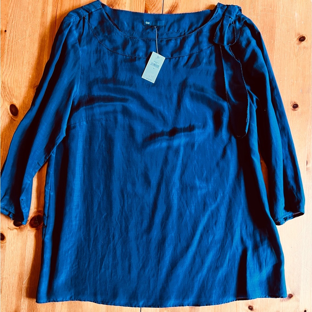 The Gap blouse